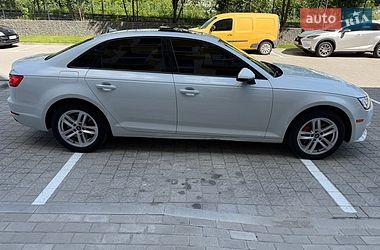 Седан Audi A4 2016 в Львове