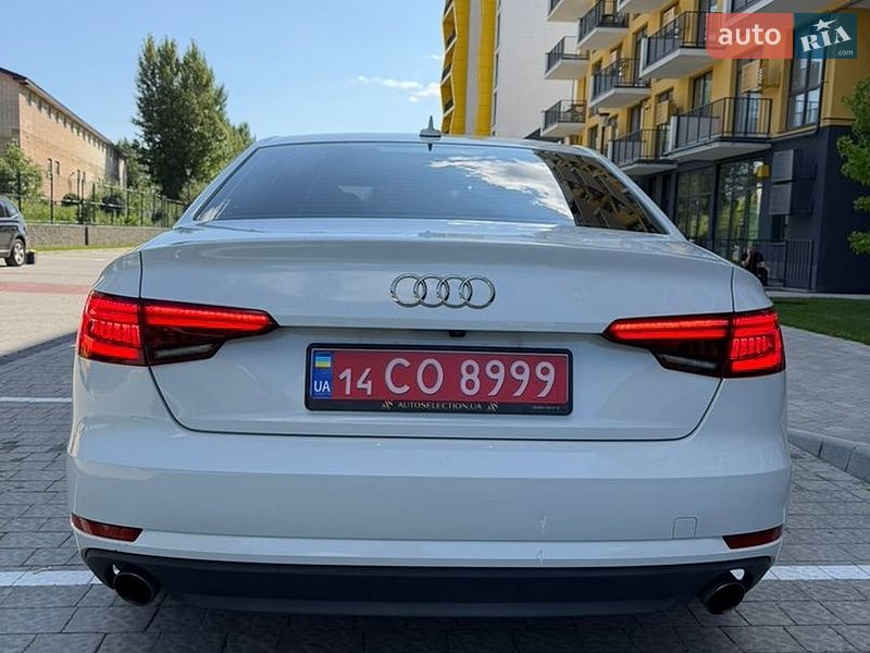 Седан Audi A4 2016 в Львове