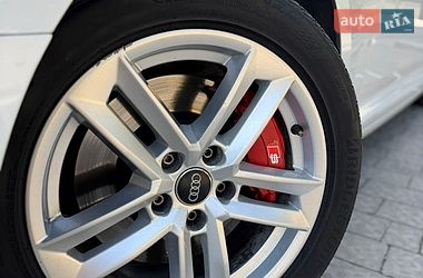 Седан Audi A4 2016 в Львове