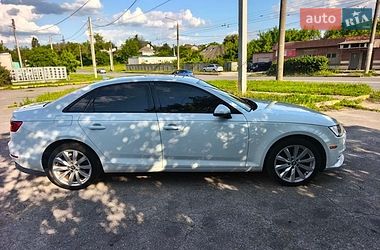 Седан Audi A4 2016 в Харькове