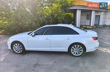 Седан Audi A4 2016 в Харькове