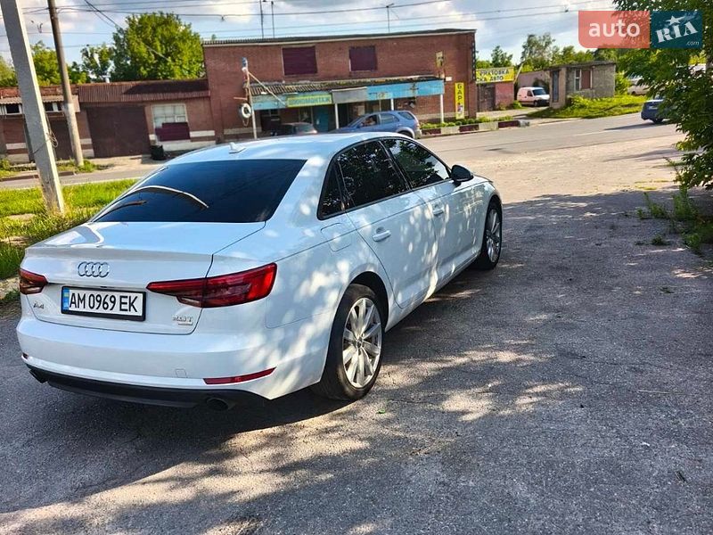 Седан Audi A4 2016 в Харькове