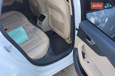 Седан Audi A4 2016 в Харькове