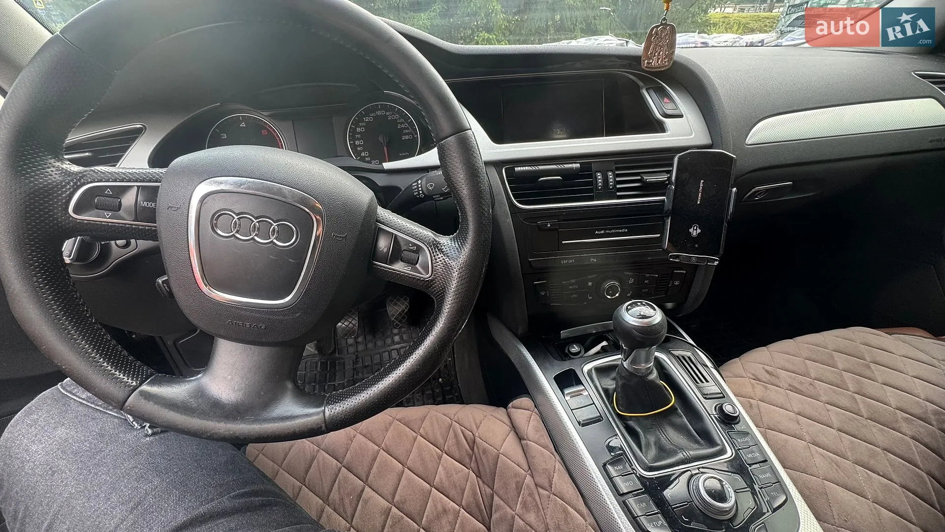 2010 Audi A4 - мініатюра 18