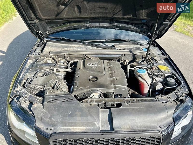 Универсал Audi A4 2010 в Яворове
