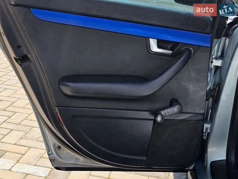 Універсал Audi A4 2001 в Харкові