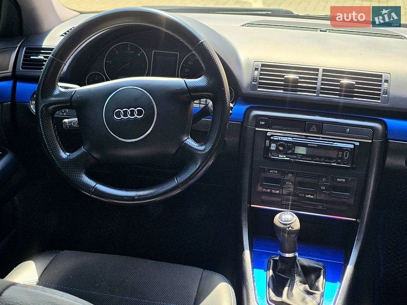 Універсал Audi A4 2001 в Харкові