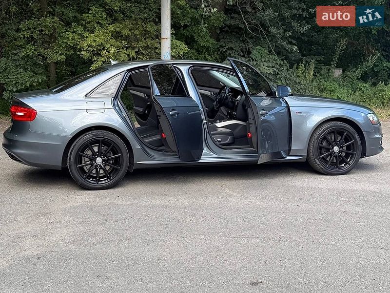 Седан Audi A4 2015 в Киеве