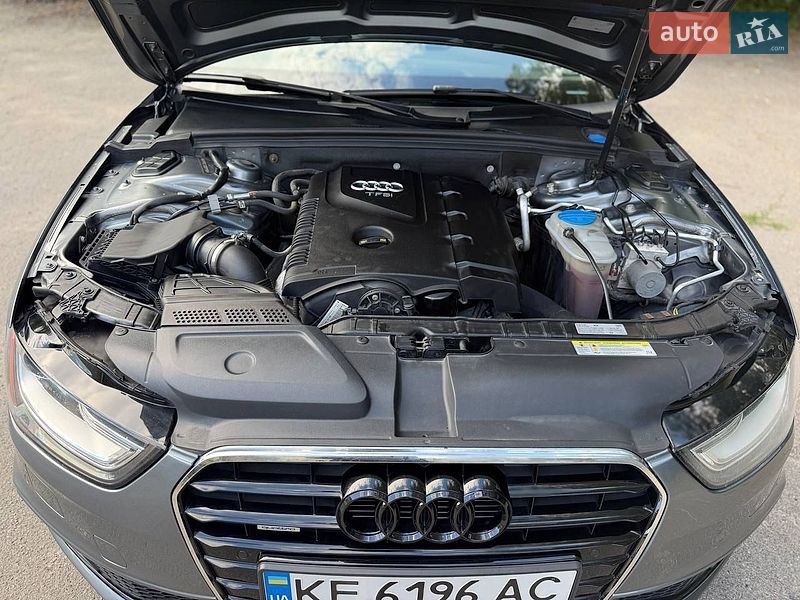 Седан Audi A4 2015 в Киеве