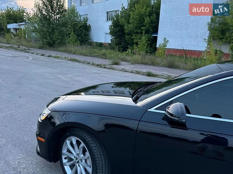 Седан Audi A4 2019 в Шостке