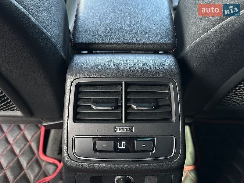 Седан Audi A4 2017 в Івано-Франківську