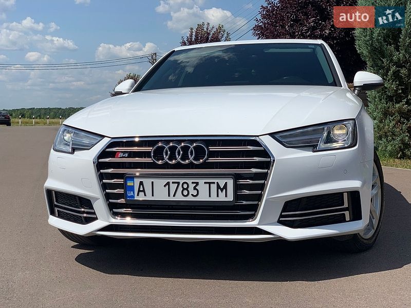 Седан Audi A4 2016 в Києві