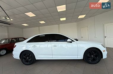 Седан Audi A4 2018 в Запоріжжі