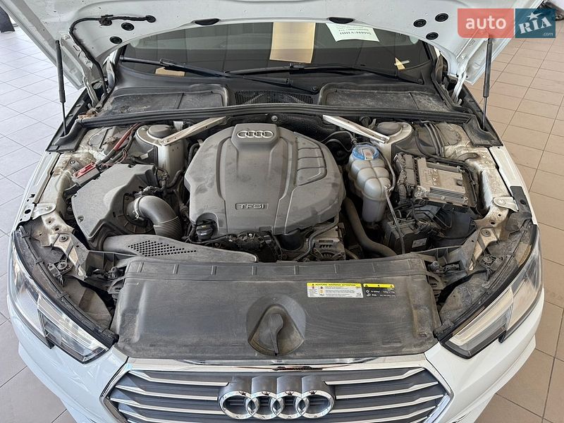 Седан Audi A4 2018 в Запоріжжі