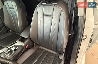 Седан Audi A4 2018 в Запоріжжі