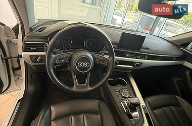 Седан Audi A4 2018 в Запоріжжі