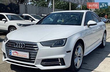 Седан Audi A4 2016 в Одесі