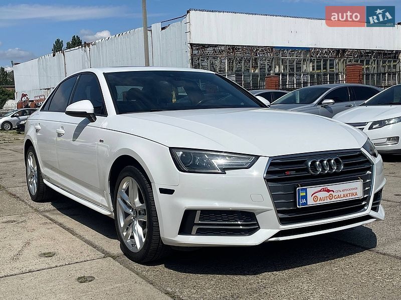 Седан Audi A4 2016 в Одесі