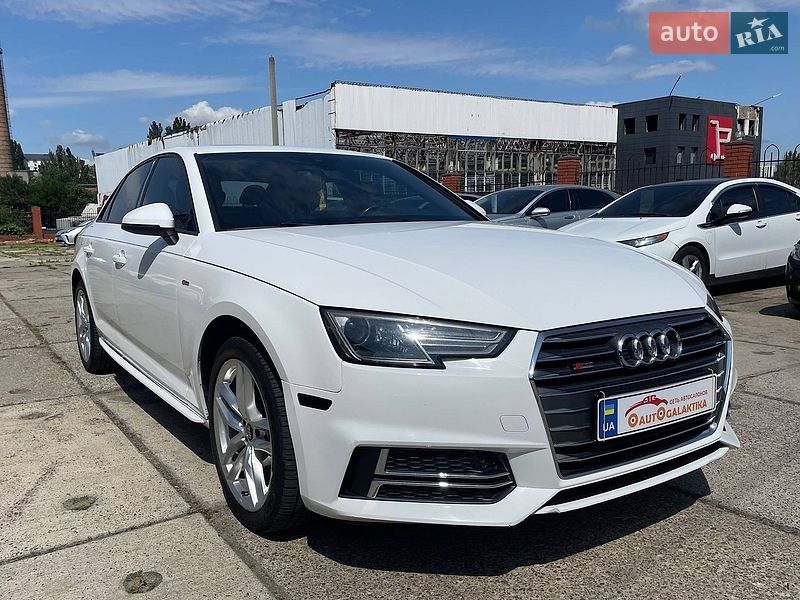 Седан Audi A4 2016 в Одесі