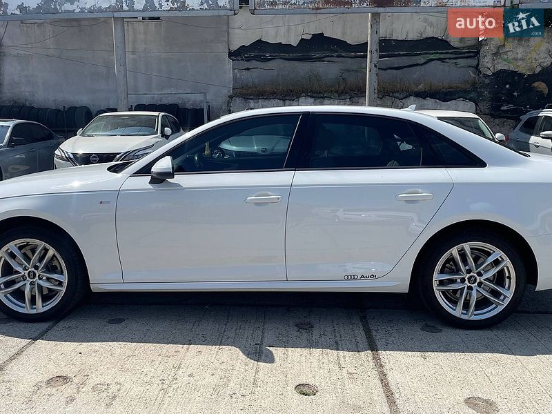 Седан Audi A4 2016 в Одесі