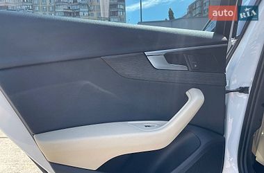 Седан Audi A4 2016 в Одесі