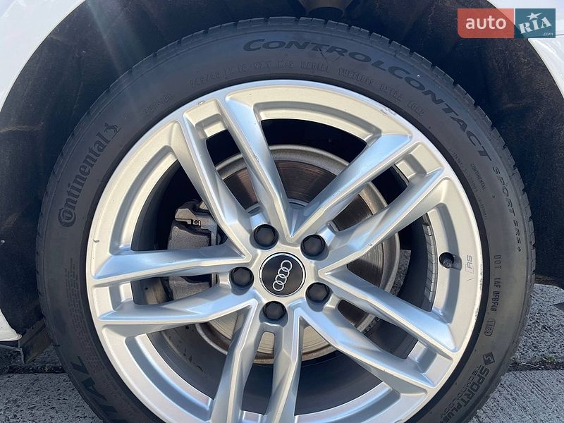 Седан Audi A4 2016 в Одесі