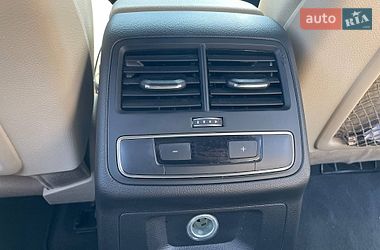 Седан Audi A4 2016 в Одесі