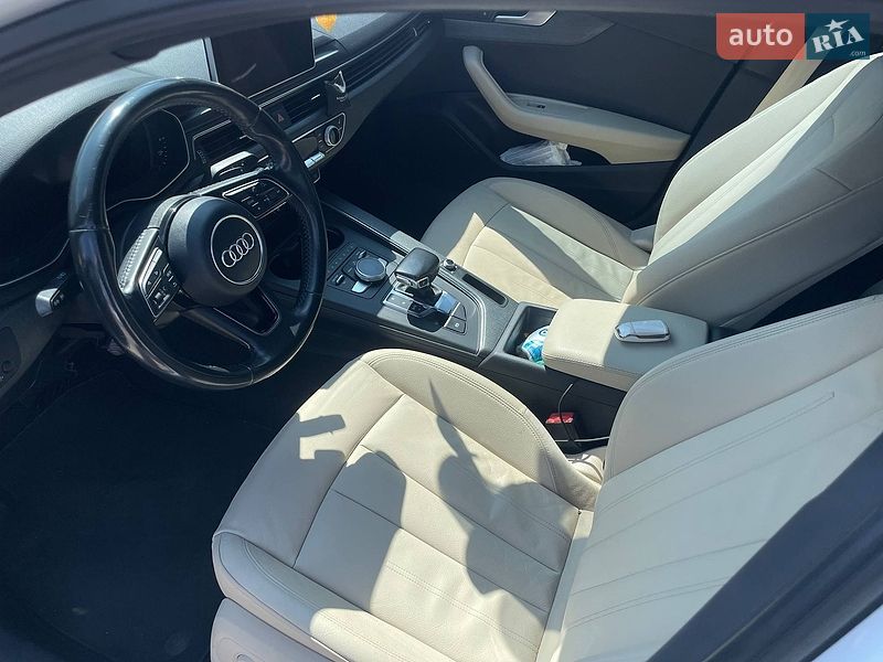 Седан Audi A4 2016 в Одесі