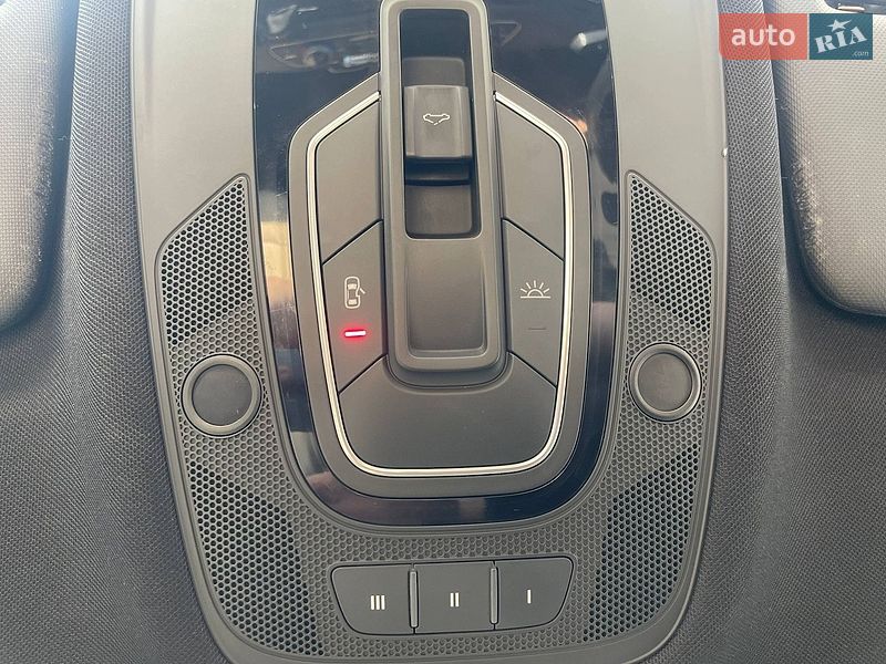 Седан Audi A4 2016 в Одесі