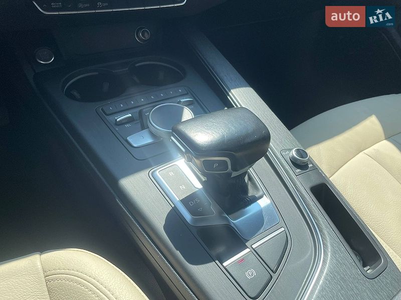 Седан Audi A4 2016 в Одесі