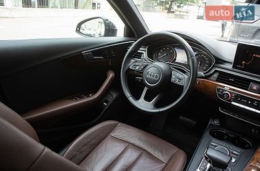 Седан Audi A4 2016 в Киеве