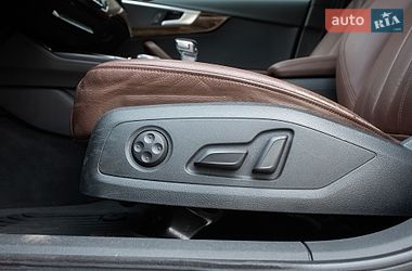 Седан Audi A4 2016 в Киеве