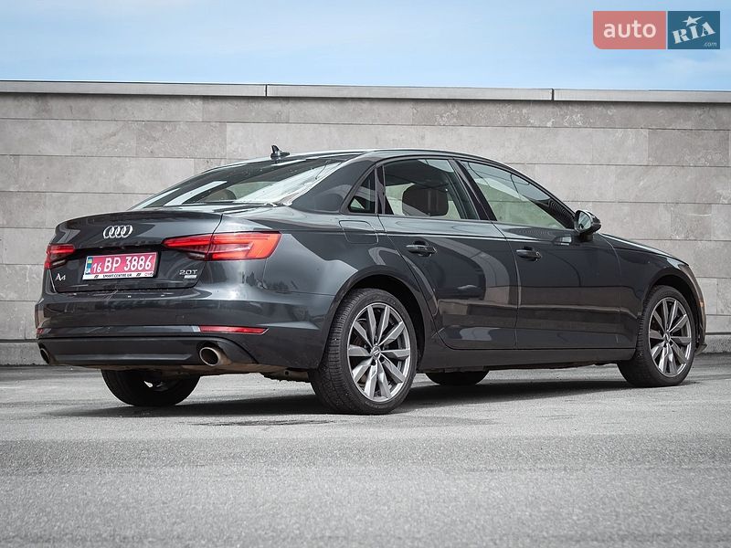 Седан Audi A4 2016 в Киеве