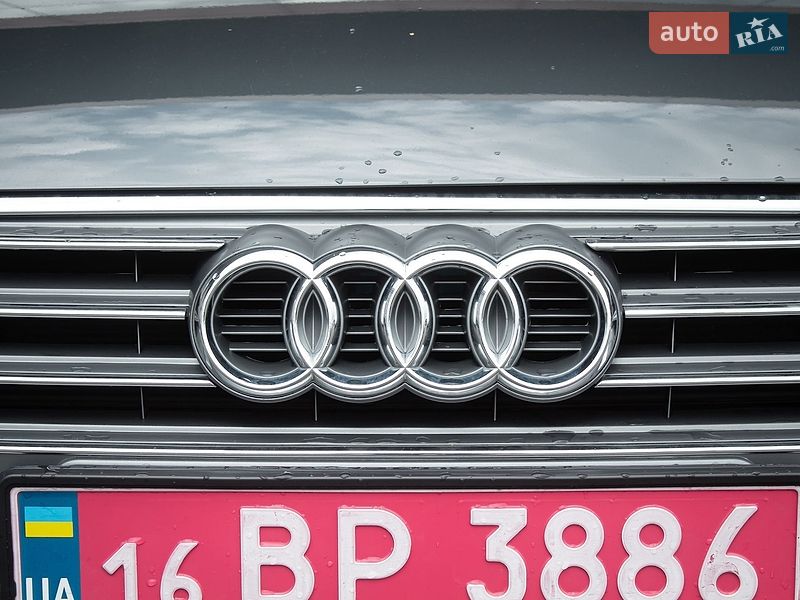 Седан Audi A4 2016 в Киеве