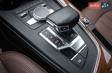Седан Audi A4 2016 в Киеве