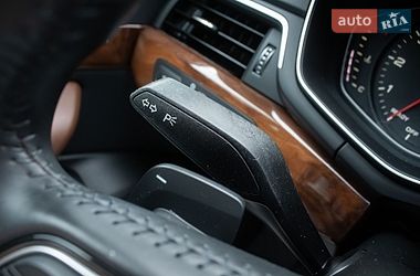 Седан Audi A4 2016 в Киеве