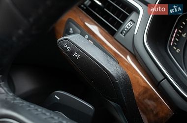 Седан Audi A4 2016 в Киеве