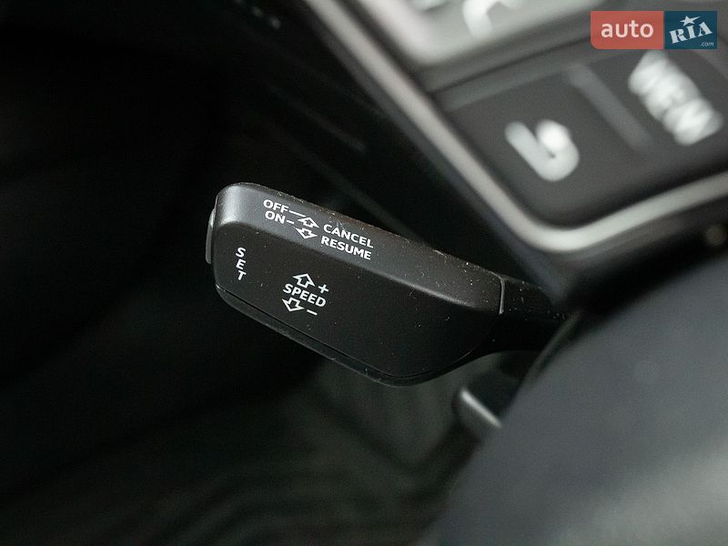 Седан Audi A4 2016 в Киеве