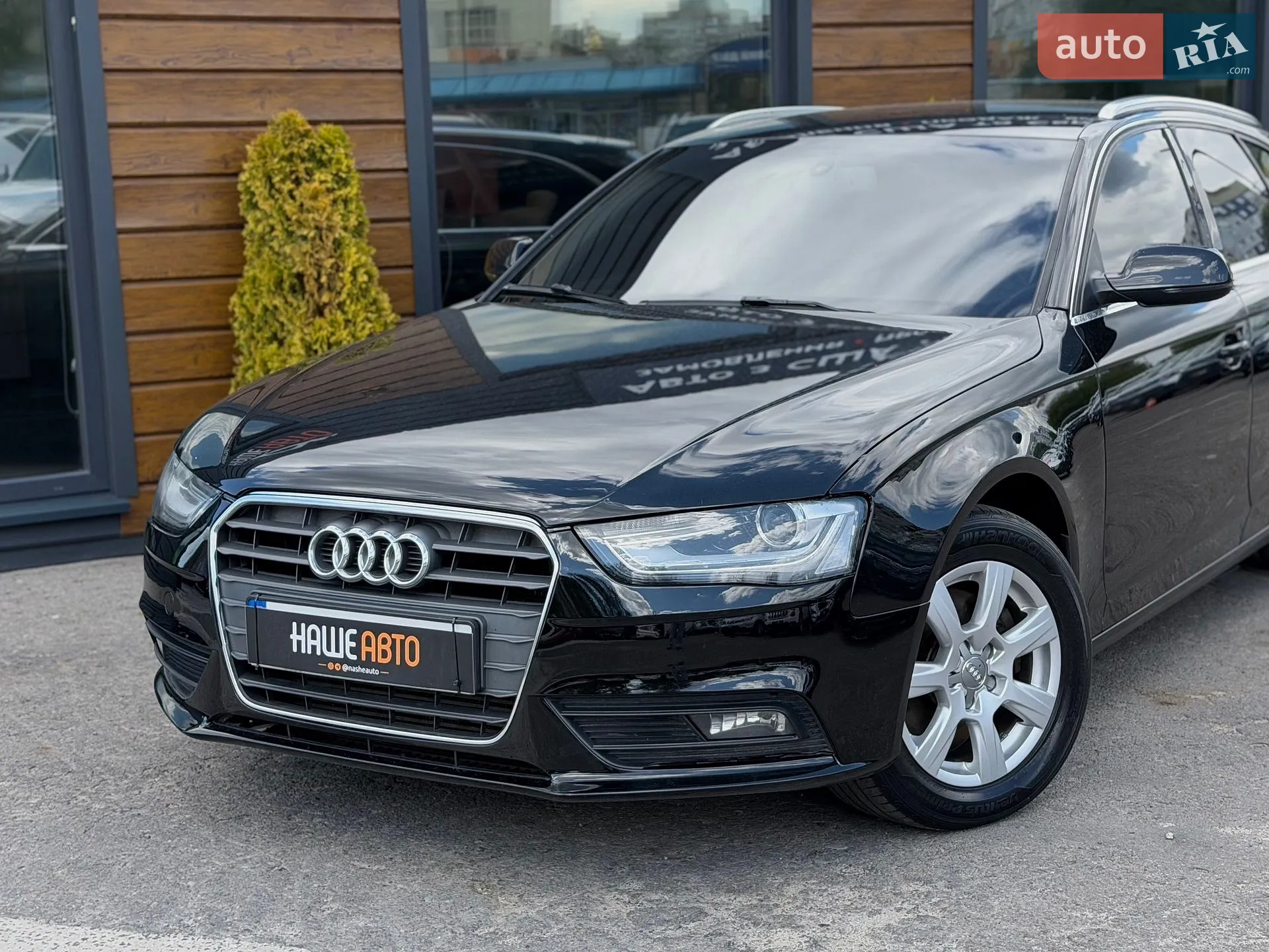 2011 Audi A4 - мініатюра 3