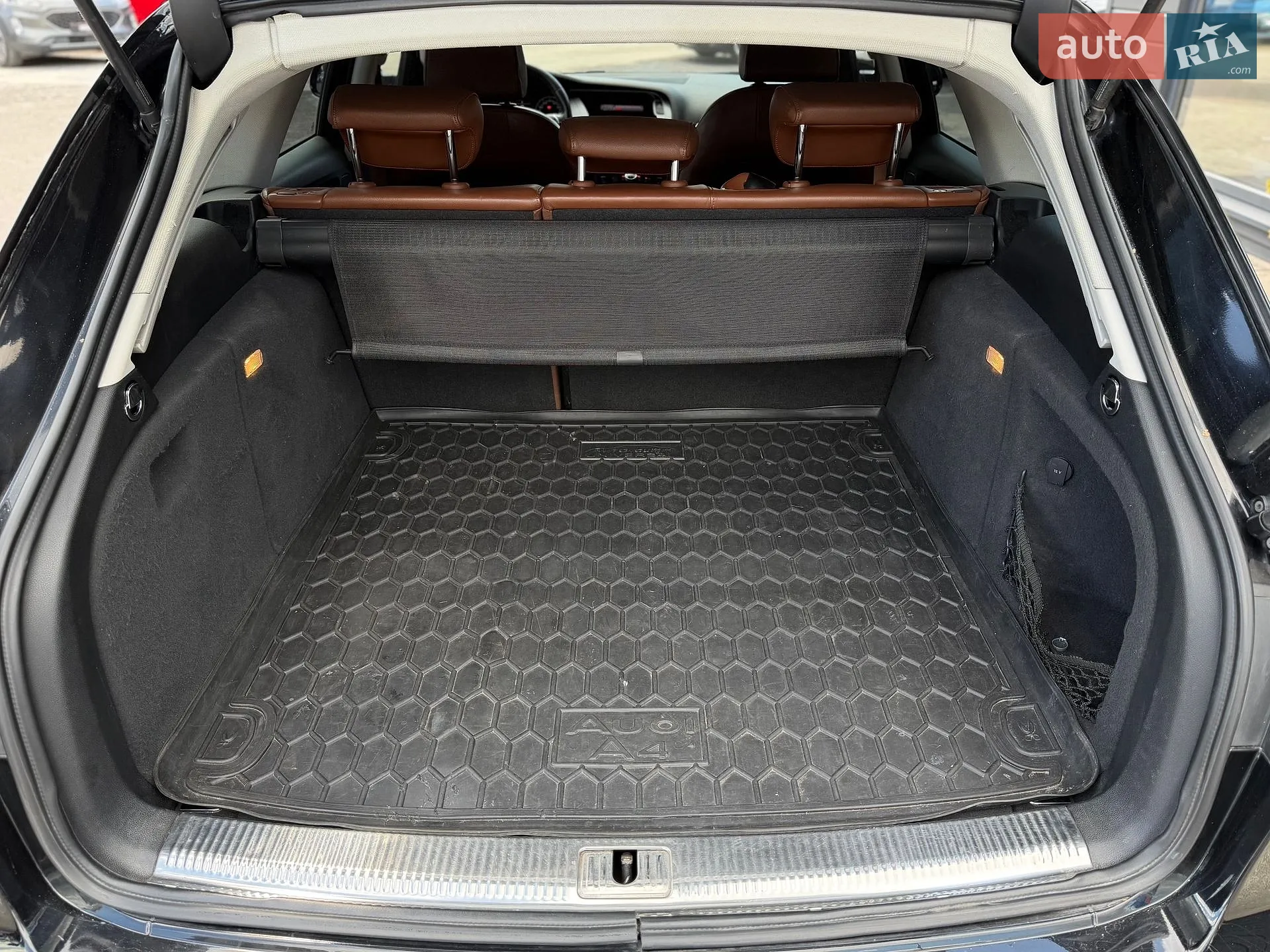 2011 Audi A4 - мініатюра 15