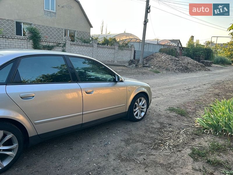 Седан Audi A4 2002 в Одессе