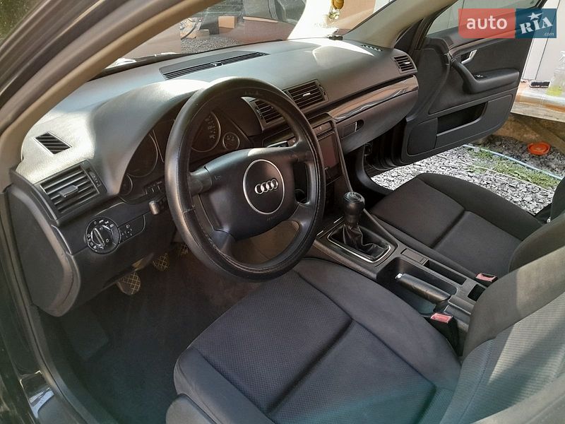 Седан Audi A4 2004 в Бердичеве