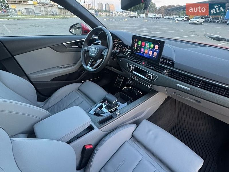 Седан Audi A4 2020 в Києві