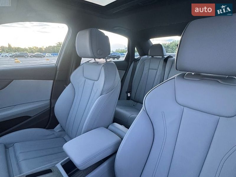 Седан Audi A4 2020 в Києві