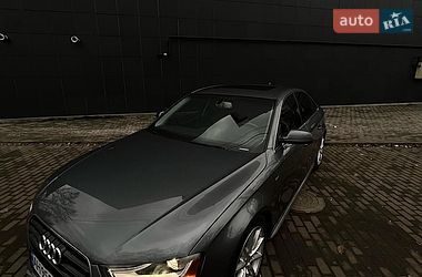 Седан Audi A4 2014 в Дніпрі