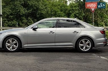 Седан Audi A4 2018 в Києві
