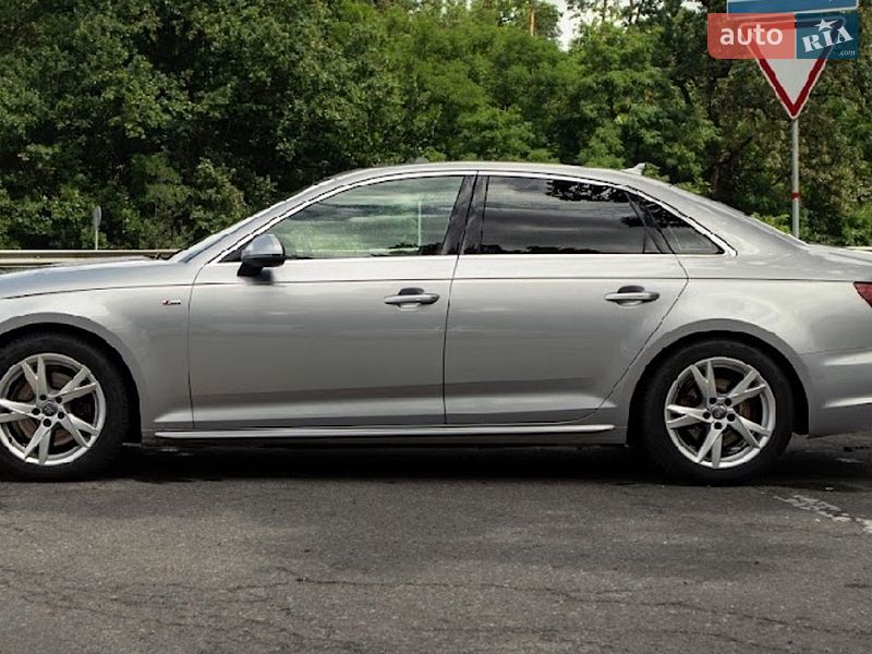 Седан Audi A4 2018 в Києві