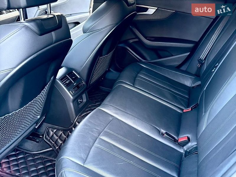Седан Audi A4 2018 в Києві