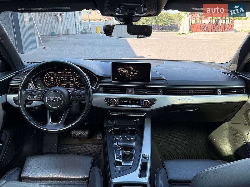 Седан Audi A4 2017 в Запорожье