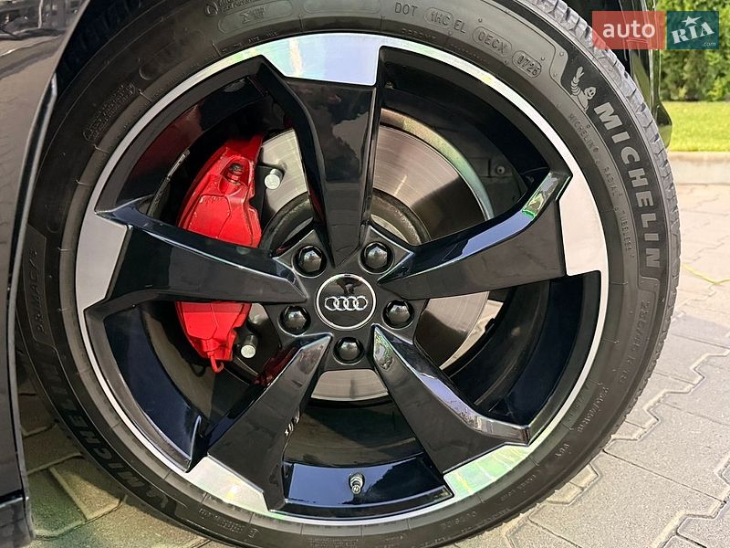Седан Audi A4 2017 в Києві